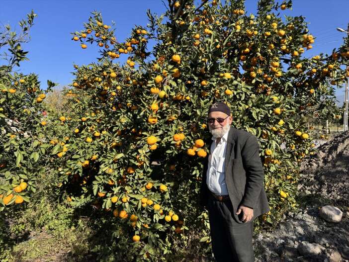 elmaci-dede-mehmetcik-icin-bu-kez-baska-bir-meyve-ile-yollarda