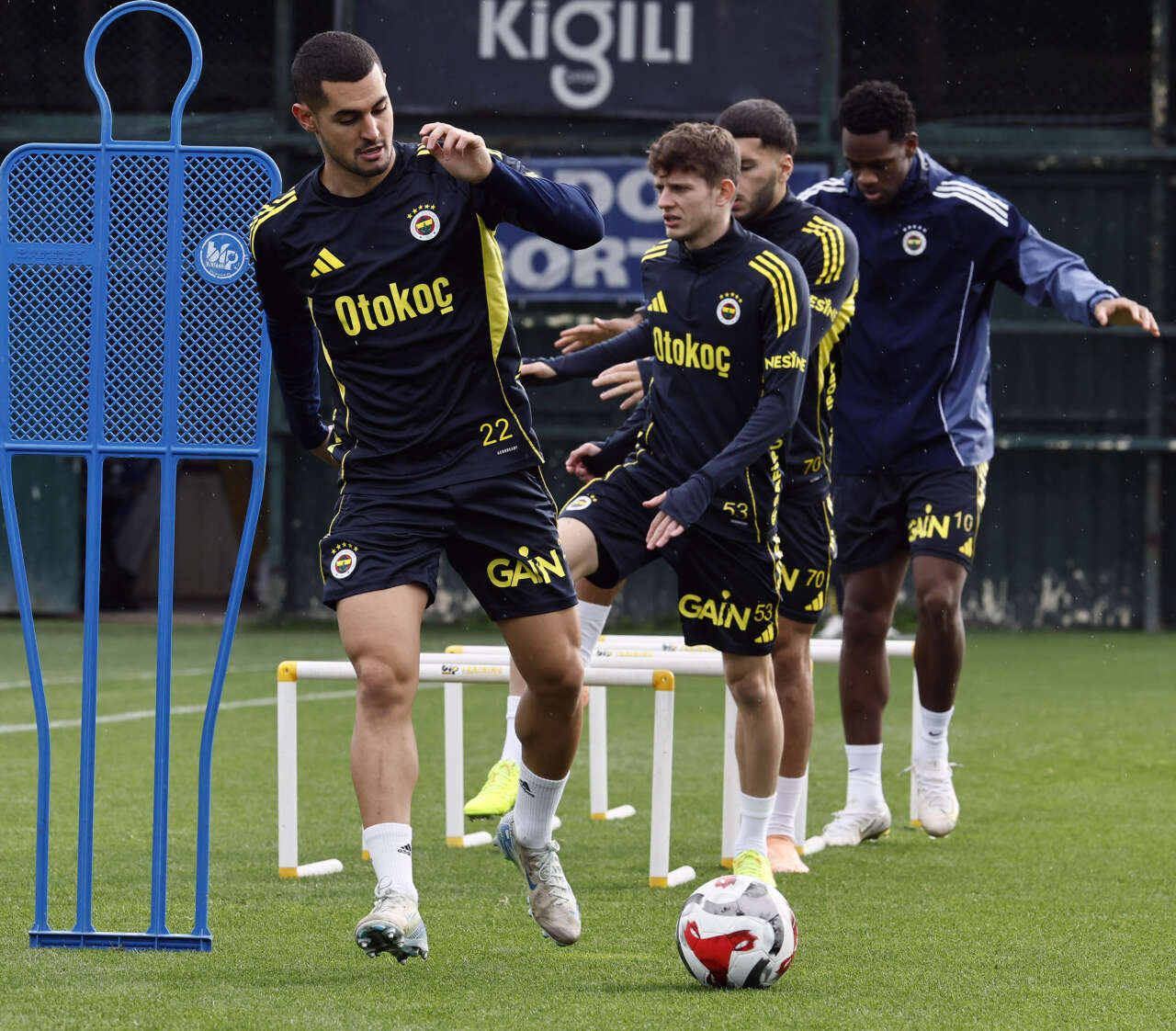 fenerbahcede-konyaspor-mesaisi-basladi