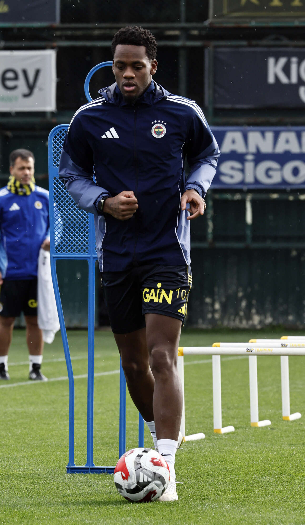 fenerbahcede-konyaspor-mesaisi-basladi