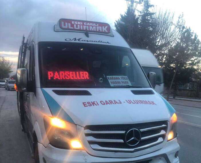 konyada-kaldirimdan-gecip-kirmizi-isigi-hice-saydi