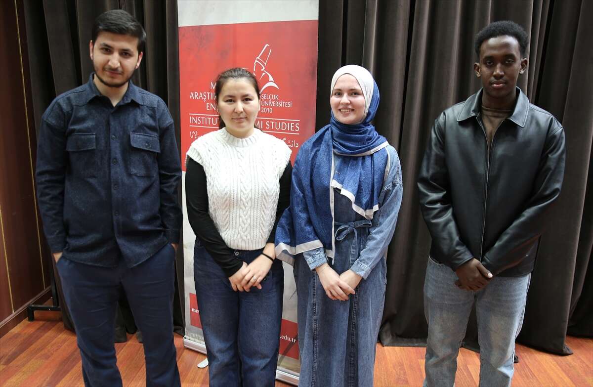 konyaya-gelen-yabanci-ogrenciler-mevlananin-izinde