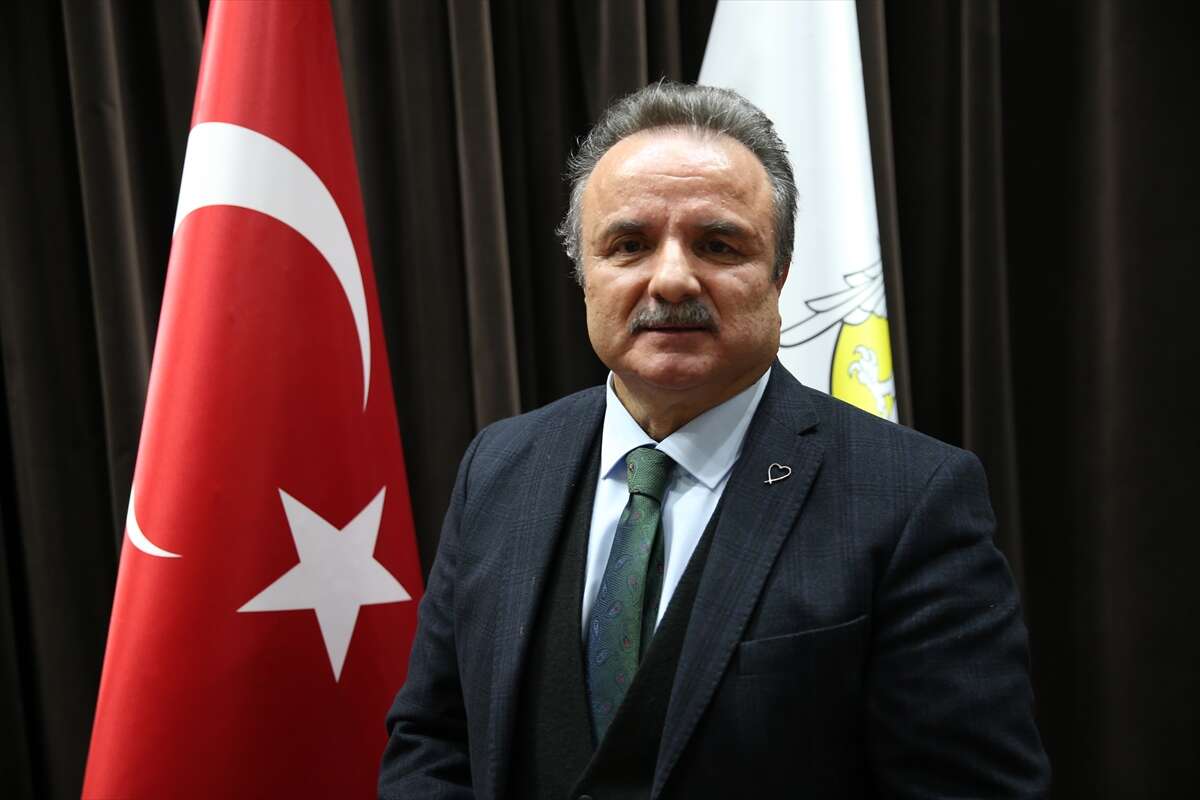 konyaya-gelen-yabanci-ogrenciler-mevlananin-izinde