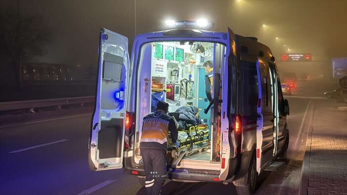 tir-servis-minibusuyle-carpisti-cok-sayida-yarali-var