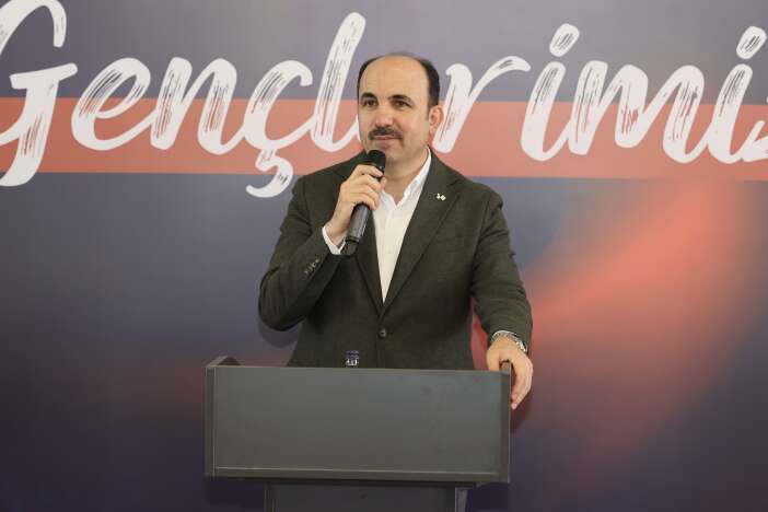 baskan-altay-konyali-genclerle-bir-araya-geldi