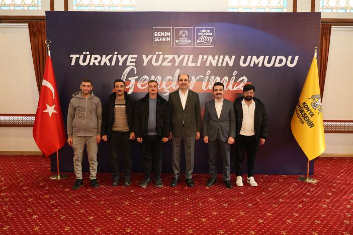 baskan-altay-konyali-genclerle-bir-araya-geldi