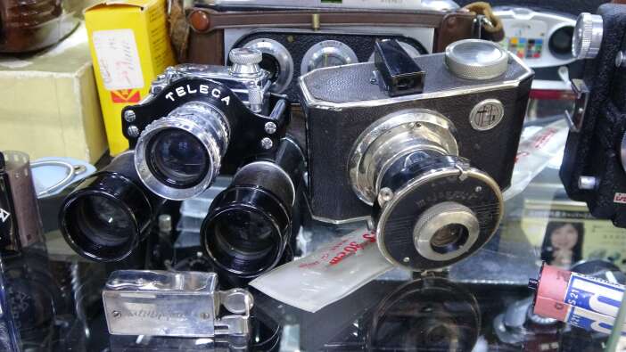 boylesi-gorulmedi-tetige-basinca-fotograf-cekiyor