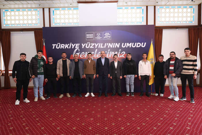 konyanin-ilcelerindeki-gencler-baskan-altay-ile-bir-araya-geldi