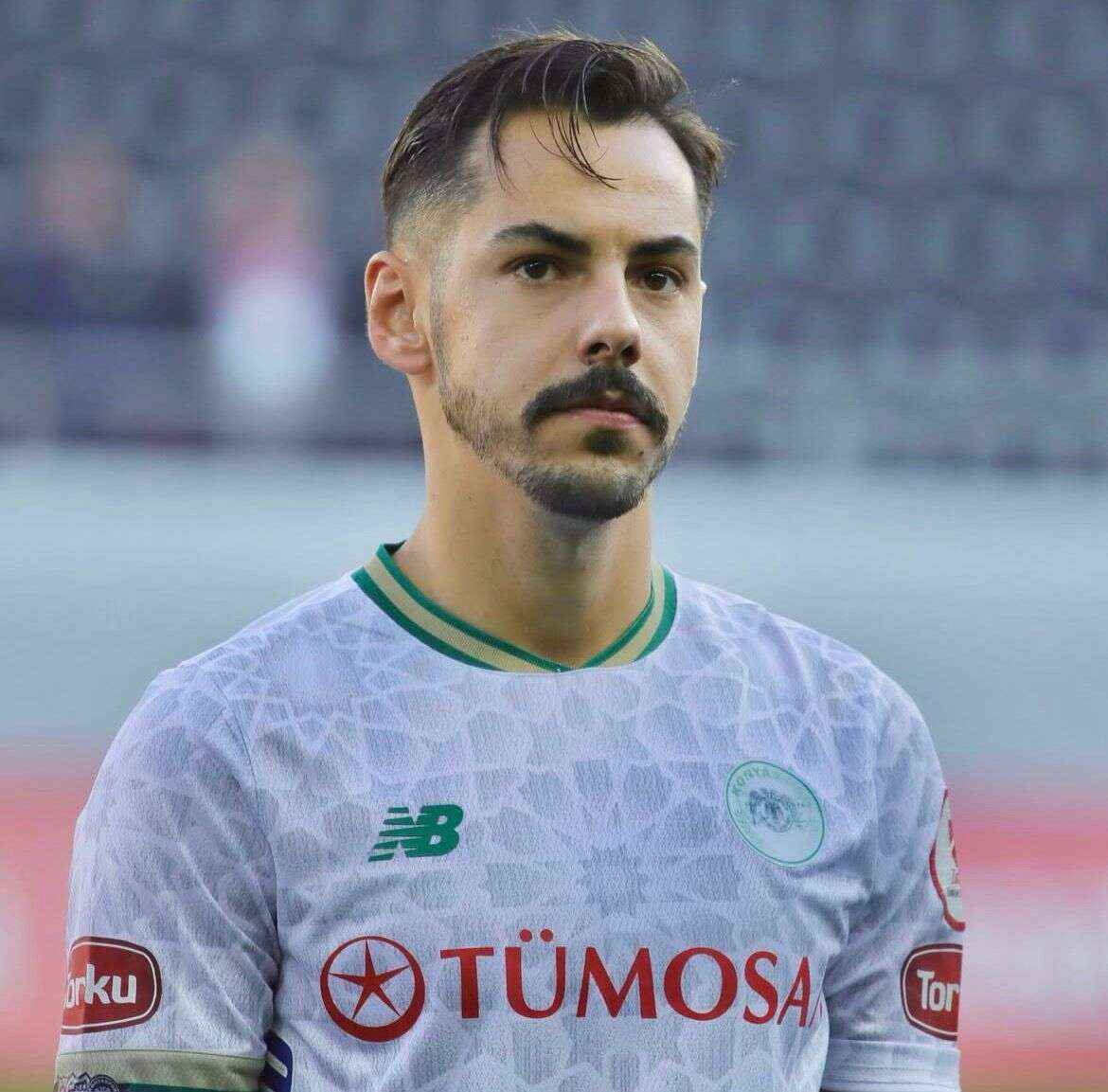 konyasporlu-yasir-subasinin-babasi-yogun-bakima-alindi