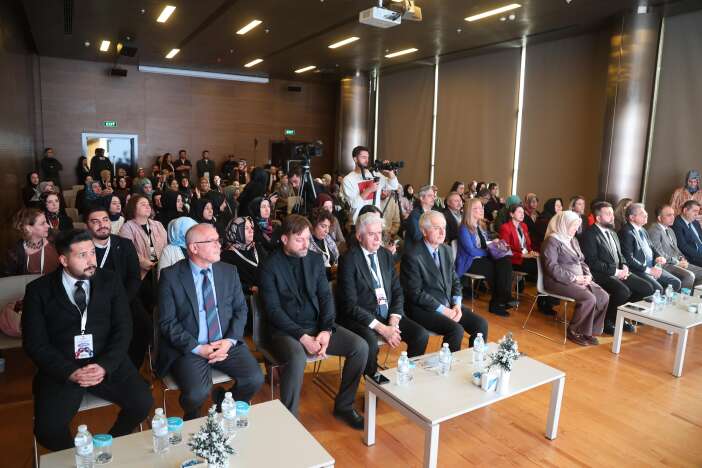 komekin-kadin-gucu-konyadan-dunyaya-uzandi