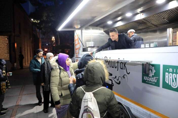 konya-gonullerin-yani-sira-insanlarin-icini-de-isitiyor