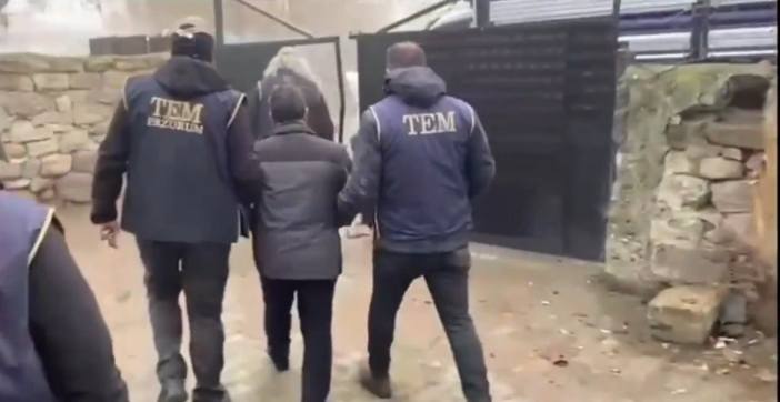 konya-dahil-39-ilde-fetoye-agir-darbe-160-supheli-yakalandi