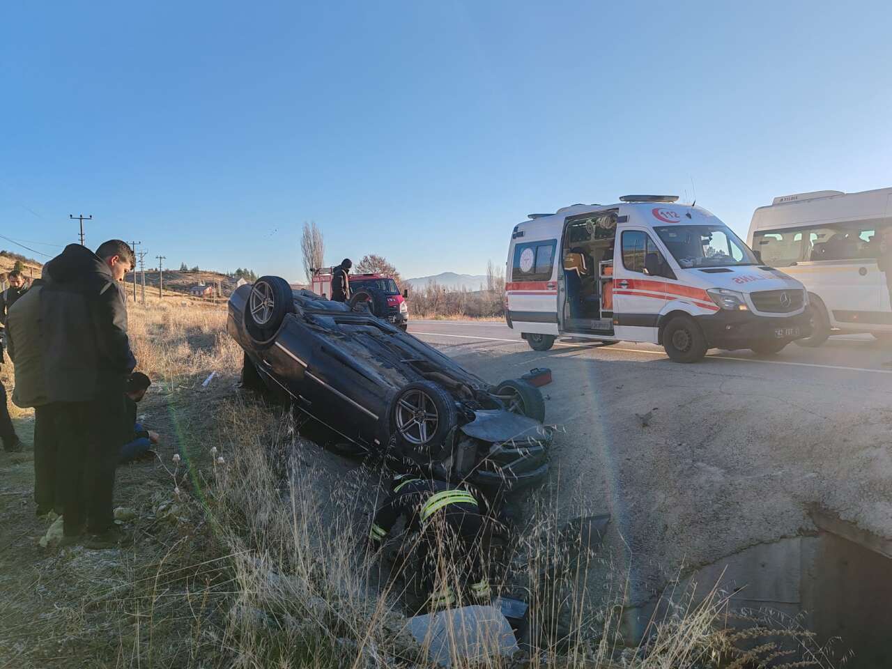 konyada-kontrolden-cikan-otomobil-sarampole-devrildi