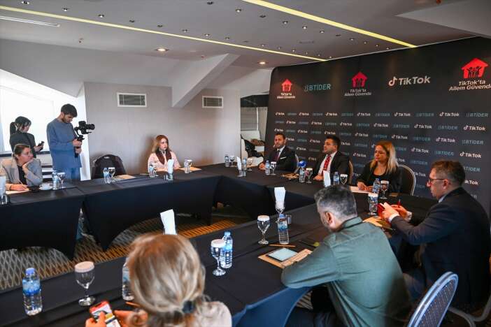 konyaya-tiktok-otobusu-gelecek