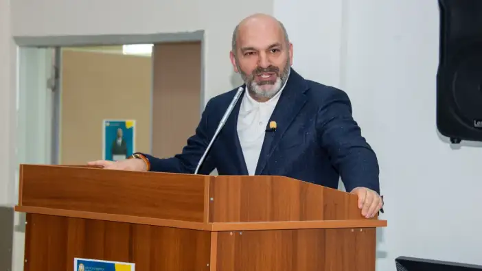 rtuk-uyesi-hasan-davulcu-konyaya-geldi