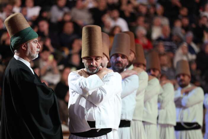 sebi-arusta-konyadan-dunyaya-huzur-ve-birlik-mesaji