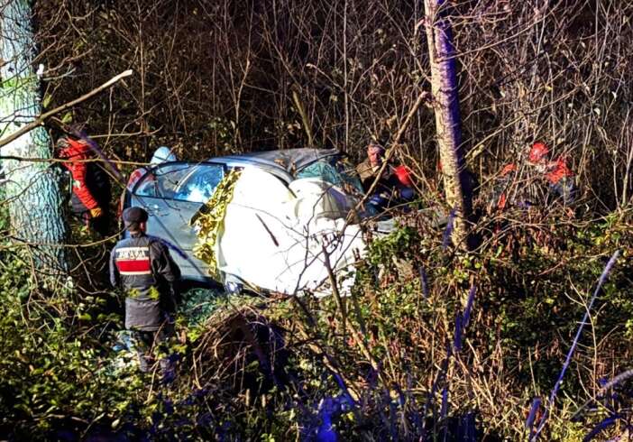 35-yasindaki-bekci-arabasinin-icinde-olu-bulundu