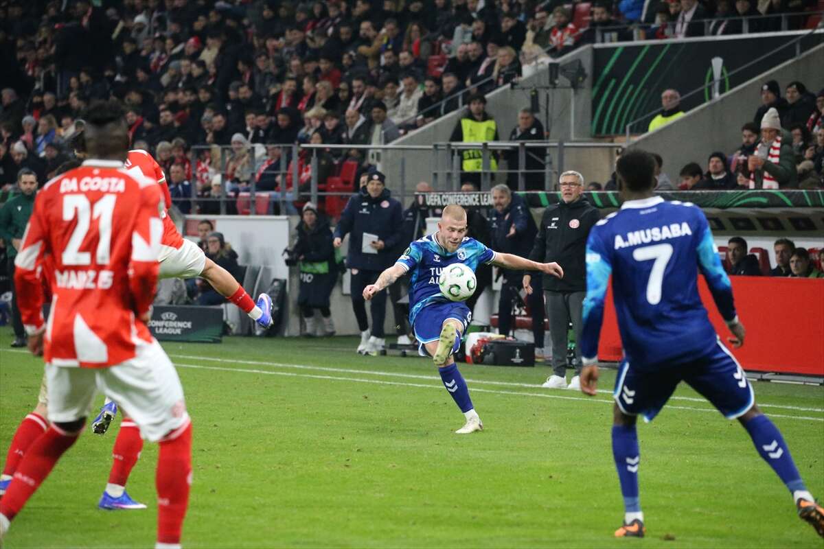 arda-turan-samsunspora-rakip-olabilir-avrupada-kritik-ihtimal