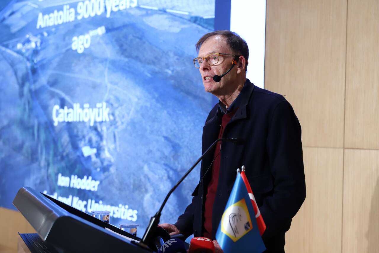 ian-hodder-catalhoyuk