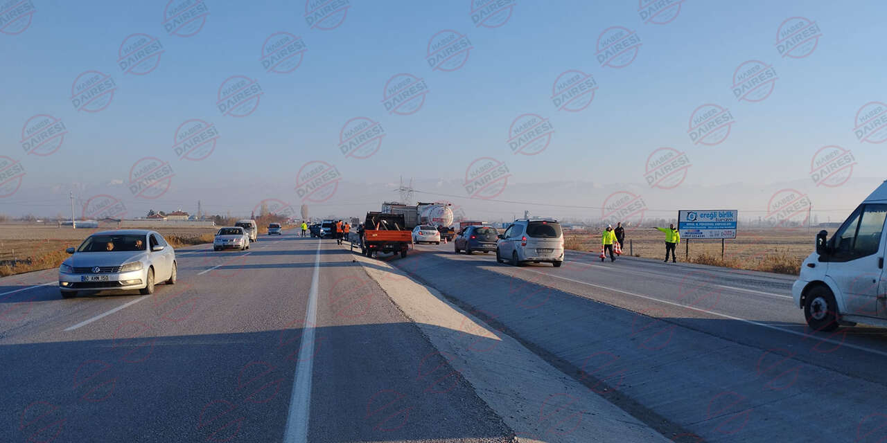 konyada-tirlarin-karistigi-feci-kaza-1i-agir-3-yarali-var