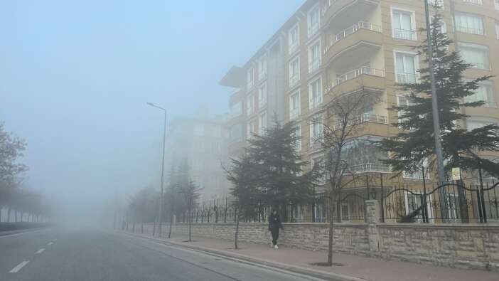 konya-yogun-sisle-gune-uyandi-gorus-5-metreye-kadar-dustu