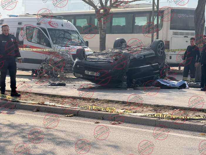 konyada-otomobil-agaca-carpip-devrildi-1-olu-1-yarali-var