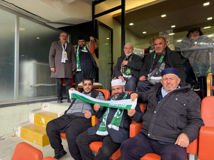 konyaspor-bugunku-macta-cok-ozel-misafirleri-agirladi