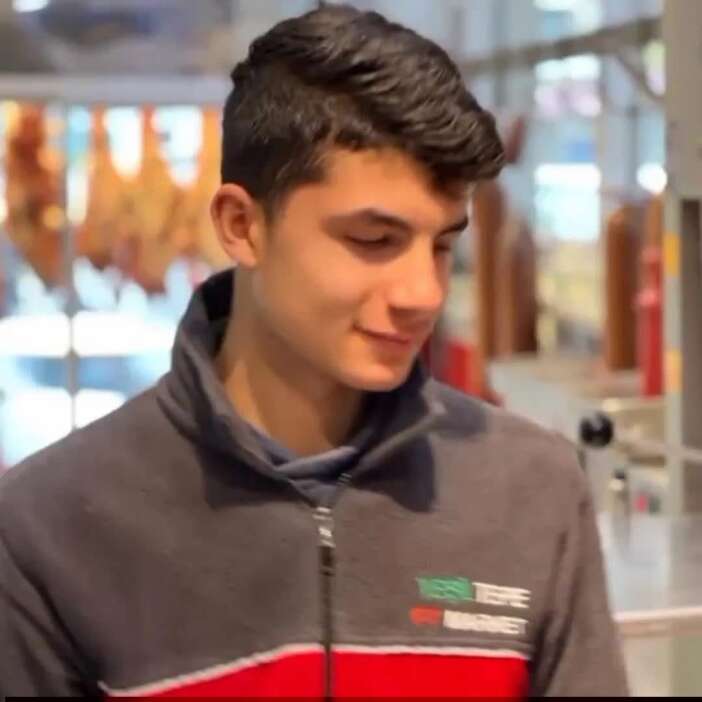 biri-19-digeri-17-yasinda-mezarlikta-cansiz-bedenleri-bulundu