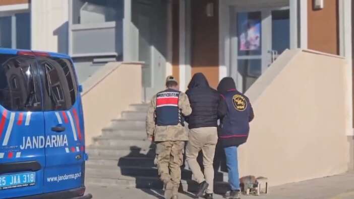 konya-dahil-28-ilde-feto-operasyonu-76-supheli-yakalandi