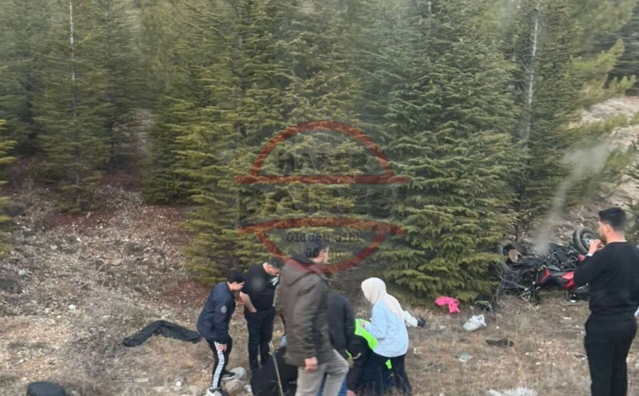 konyada-motosiklet-devrildi-2-yarali-var