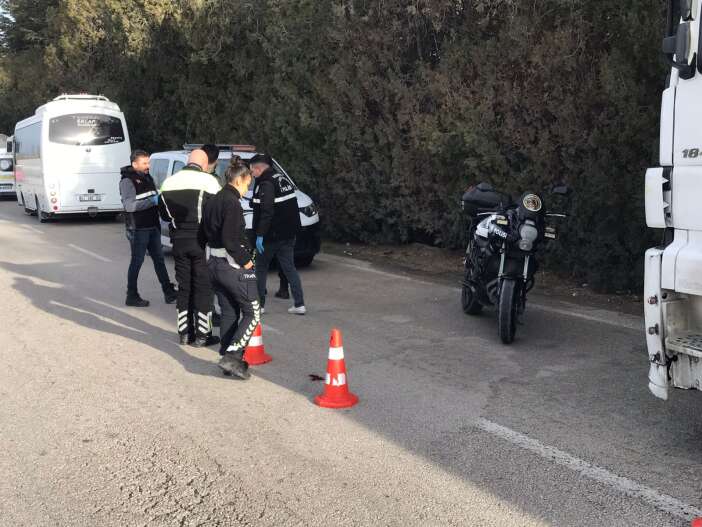 yer-konya-tankerinden-indi-isci-servisi-carpti