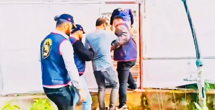 7-yillik-cinayet-jasat-ekiplerini-harekete-gecirdi-uzerinden-akrabasinin-kimligi-cikti