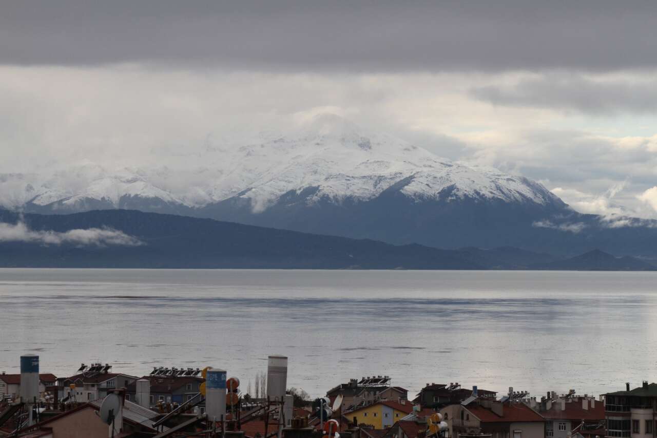 konyanin-zirvesi-gelinligini-giydi-anamas-dagi-beysehir