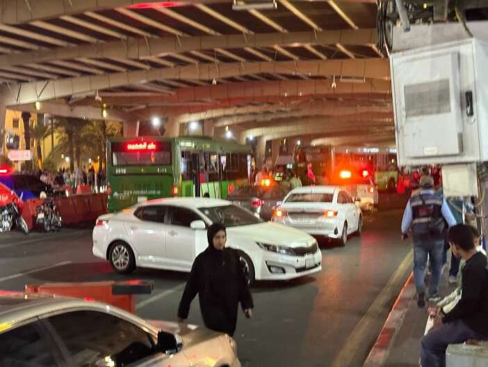 mekkede-turk-kafilesine-otobus-carpti-olu-ve-yaralilar-var