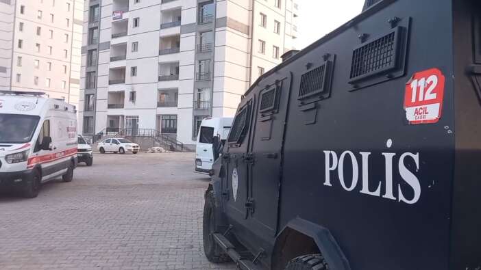 genc-kadin-cop-poseti-icinde-olu-bulundu