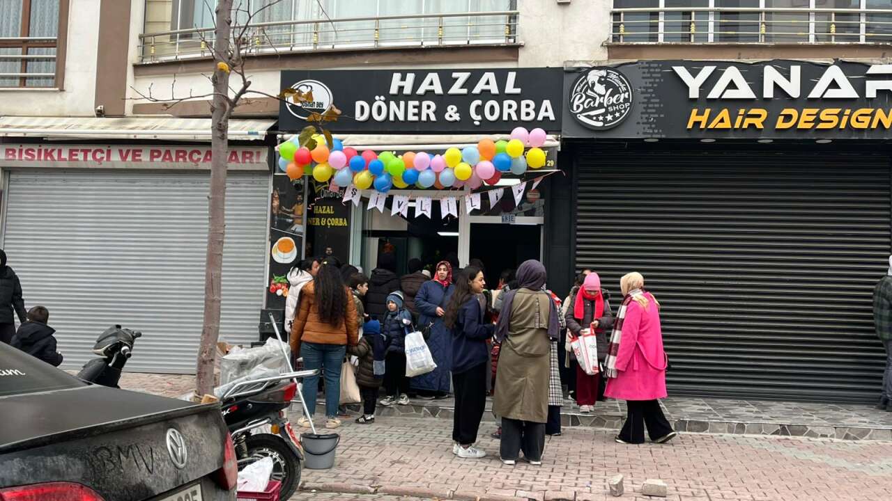 konyanin-asirlik-gelenegi-sokaklarda-sivlilik-sesleri-yukseldi