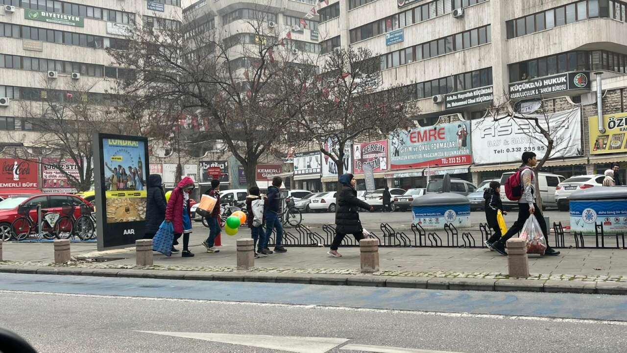 konyanin-asirlik-gelenegi-sokaklarda-sivlilik-sesleri-yukseldi