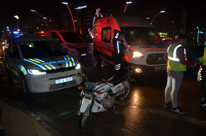 15-yasindaki-surucu-polis-takibinde-kaza-yapti