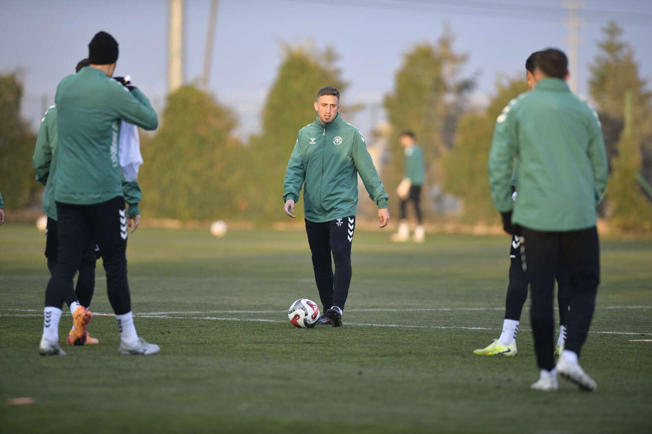 konyasporun-devre-arasi-kamp-programi-belli-oldu