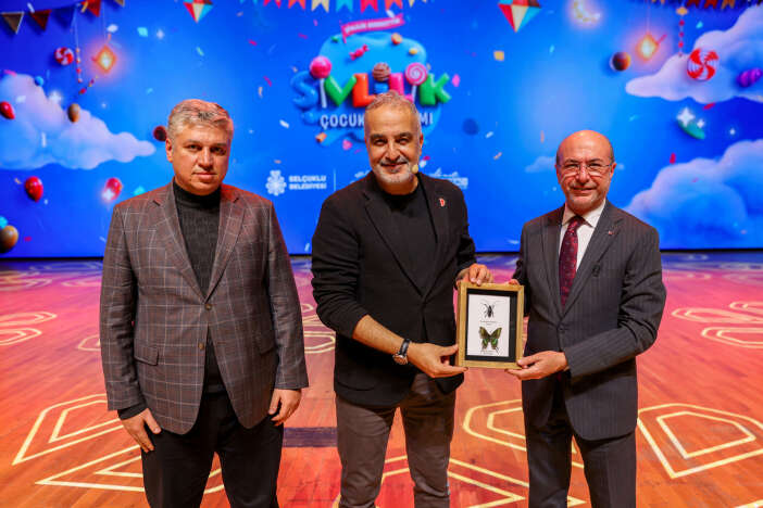 selcuklunun-sivlilik-cocuk-bayrami-rekor-katilimla-suruyor