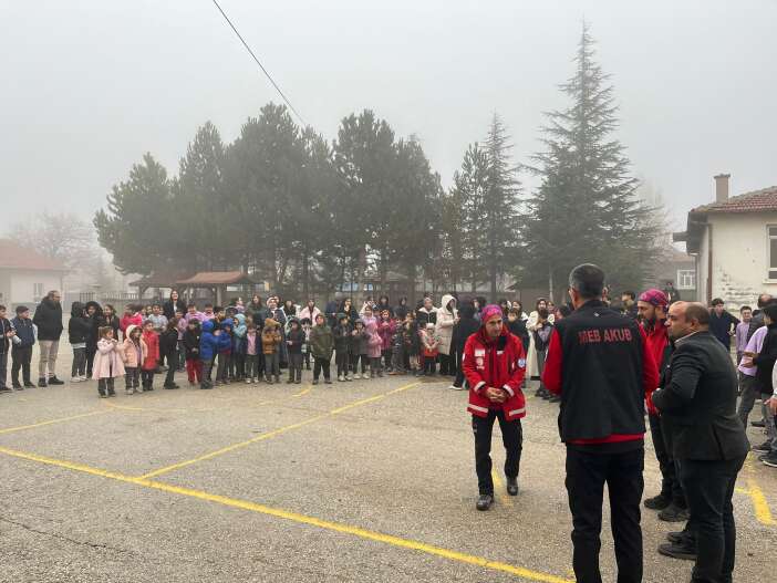 tatbikat-gercegi-aratmadi-konyada-afetlere-hazir-nesiller-yetisiyor