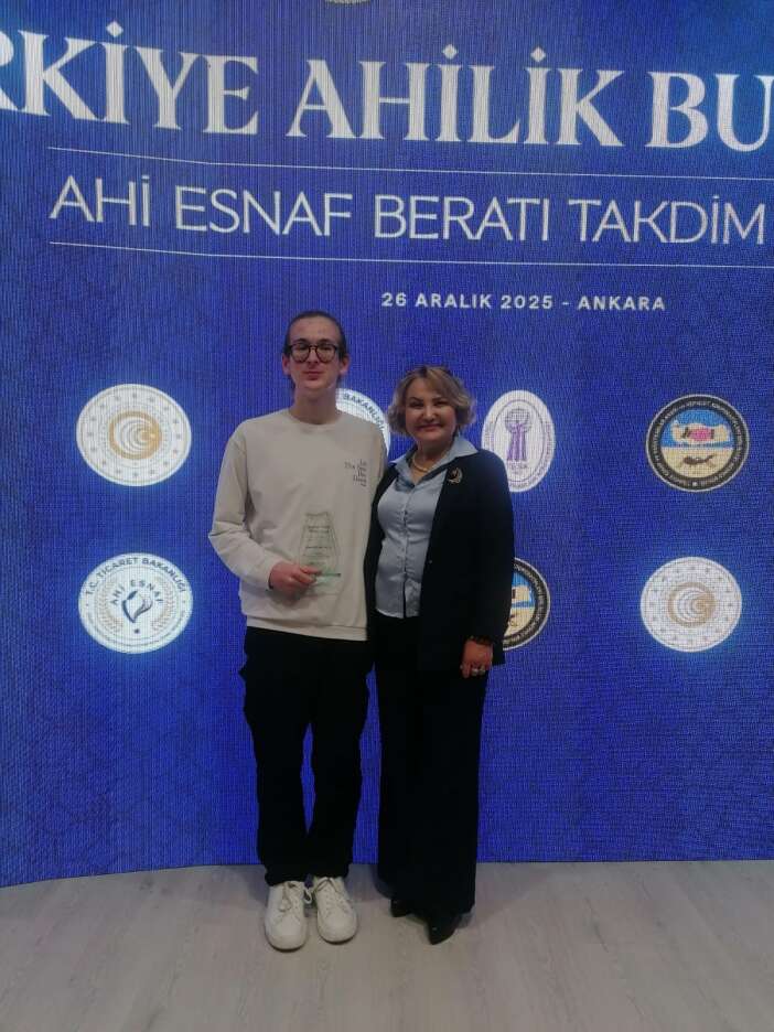 konyada-ahilik-resim-yarismasinin-birincisi-selcukludan