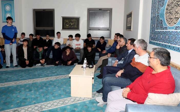 baskan-kilca-konyada-kalan-ogrencilerle-bir-araya-geldi