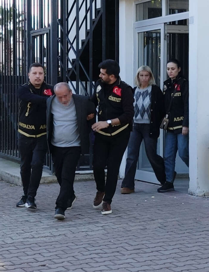 cesedi-bulunan-kadinin-kizi-ve-sevgisi-gozaltina-alindi