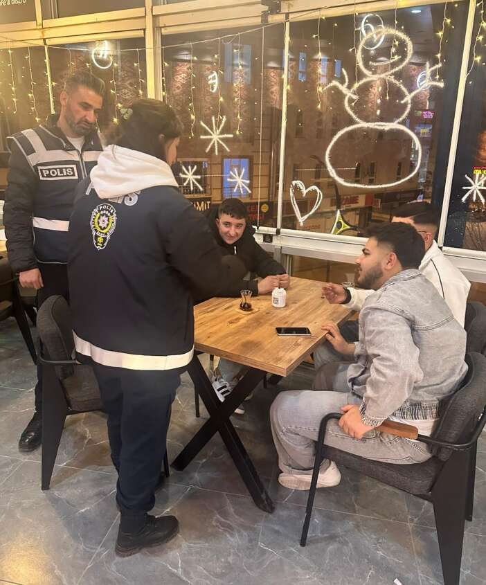 konya-emniyeti-yilbasi-oncesi-harekete-gecti-1-kisi-gozaltina-alindi