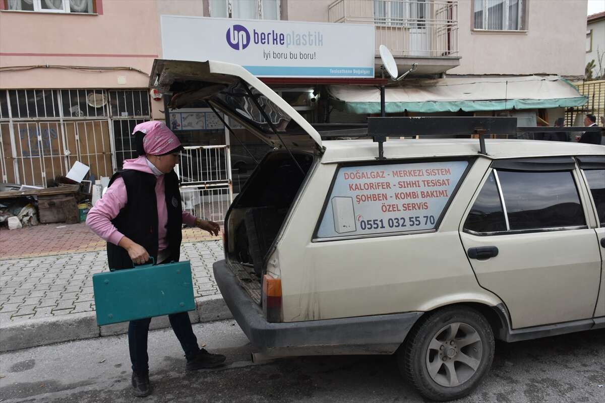 konyada-kadin-eli-bu-sektore-de-degdi-ustaligiyla-ornek-oluyor