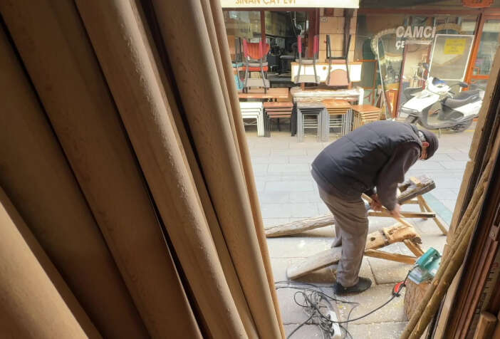 konyada-el-emegi-coban-degnekleri-zamana-direniyor