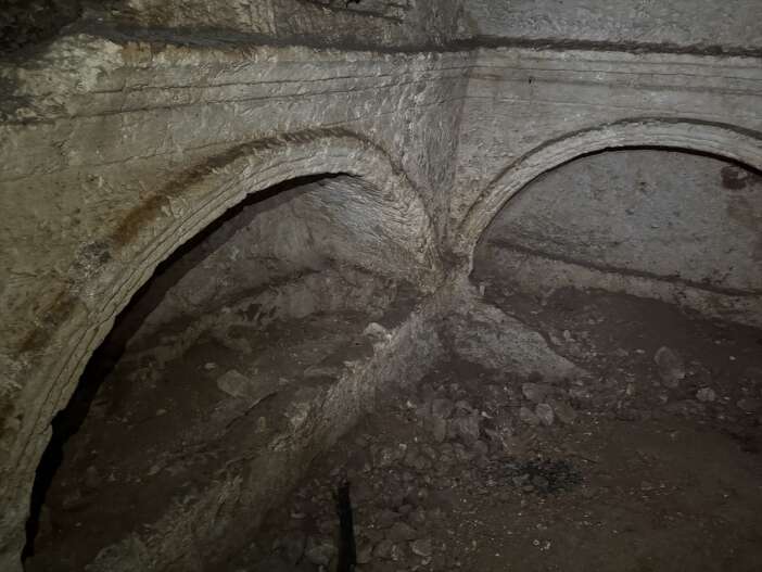 yuksek-statulu-aileye-ait-1800-yillik-kesif