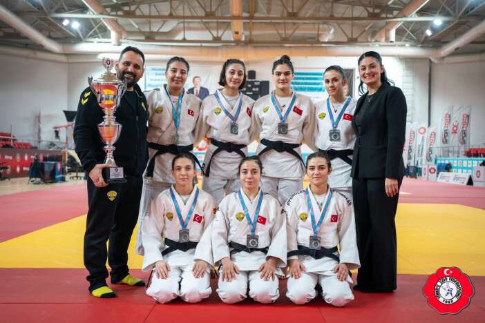 konya-judo-takimi-tarihe-gecti