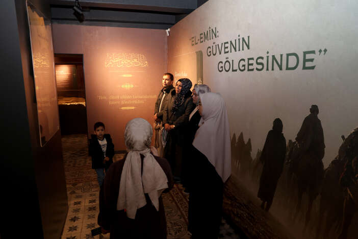 konyada-turkiyenin-ilk-siyer-sergisi-acildi