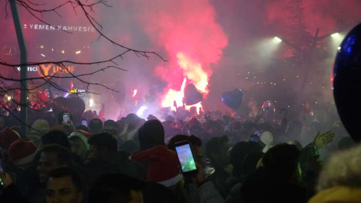 konyada-bir-grup-yeni-yila-boyle-girdi